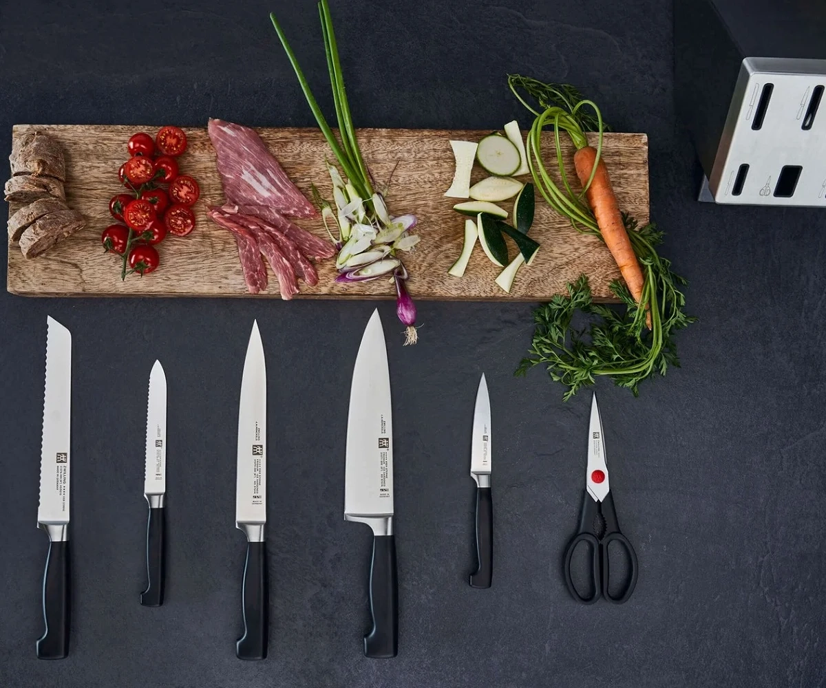 Zwilling ****Four Star® - Zestaw noży w bloku ostrzącym 7 el.