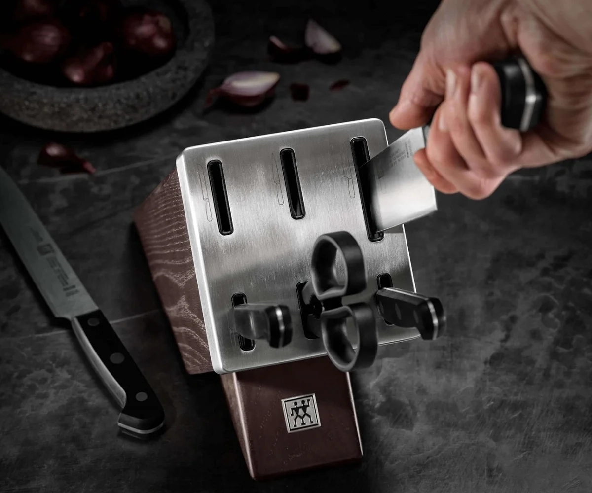 Zwilling® Gourmet - Zestaw noży w bloku ostrzącym 7el.