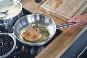 Zwilling® Pro – Patelnia stalowa płytka 28 cm