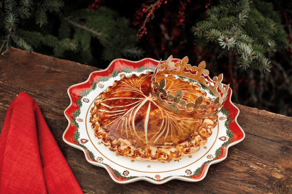 Villeroy&Boch - Toy's Fantasy - Talerz na ciasto głęboki Tańczące dzieci 39cm