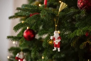 Villeroy&Boch - Christmas Classic - Zawieszka Mikołaj 2025